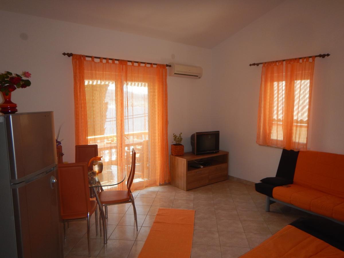 Apartments Val'S Osljak 普莱克 外观 照片